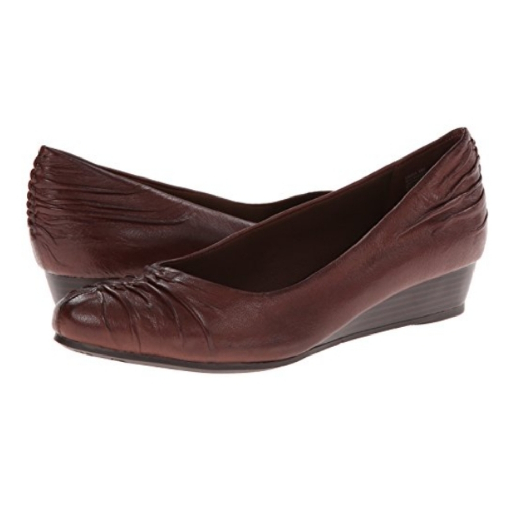 Bare Traps Landy Pump Flats Sz 10M